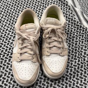 Nike Women’s Beige & White Low-Top Sneakers